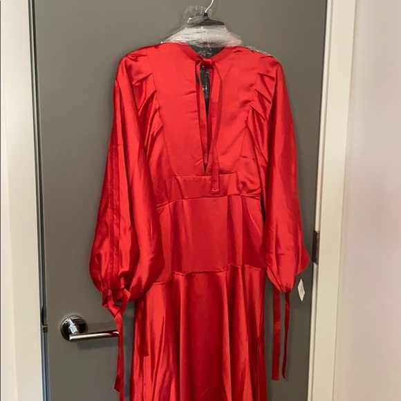 Self Portrait | 2019 Red Handkerchief Midi Dress 4 - Picture 7 of 8